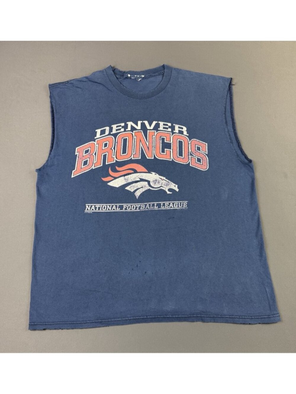 Rare Vintage 90s Denver Broncos NFL Nutmeg Sun Fade Thrashed XL Fit Sports Logo